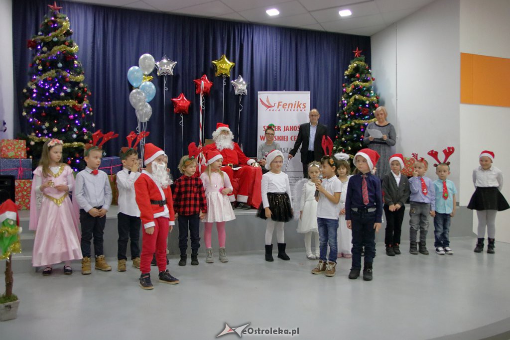 Mikołajki w Hali targowej Feniks [08.12.2018] - zdjęcie #20 - eOstroleka.pl