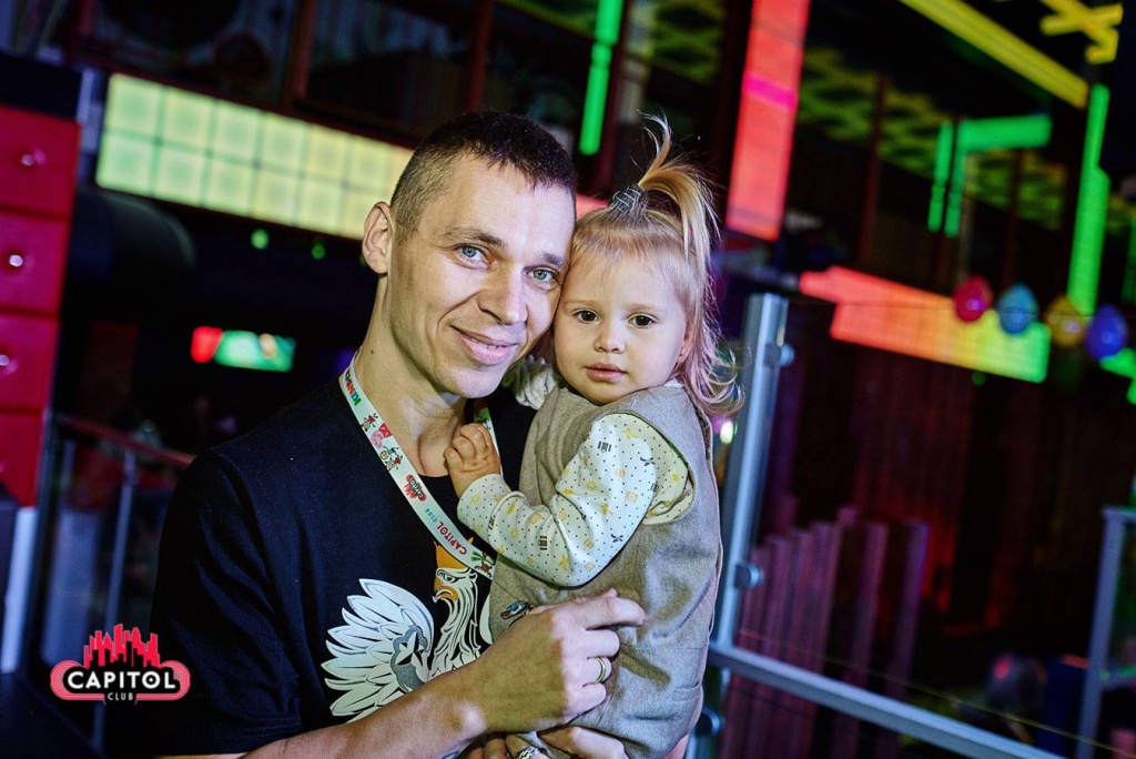 Mikołajkowe Kinder Party w Clubie Capitol Sypniewo [09.12.2018] - zdjęcie #56 - eOstroleka.pl