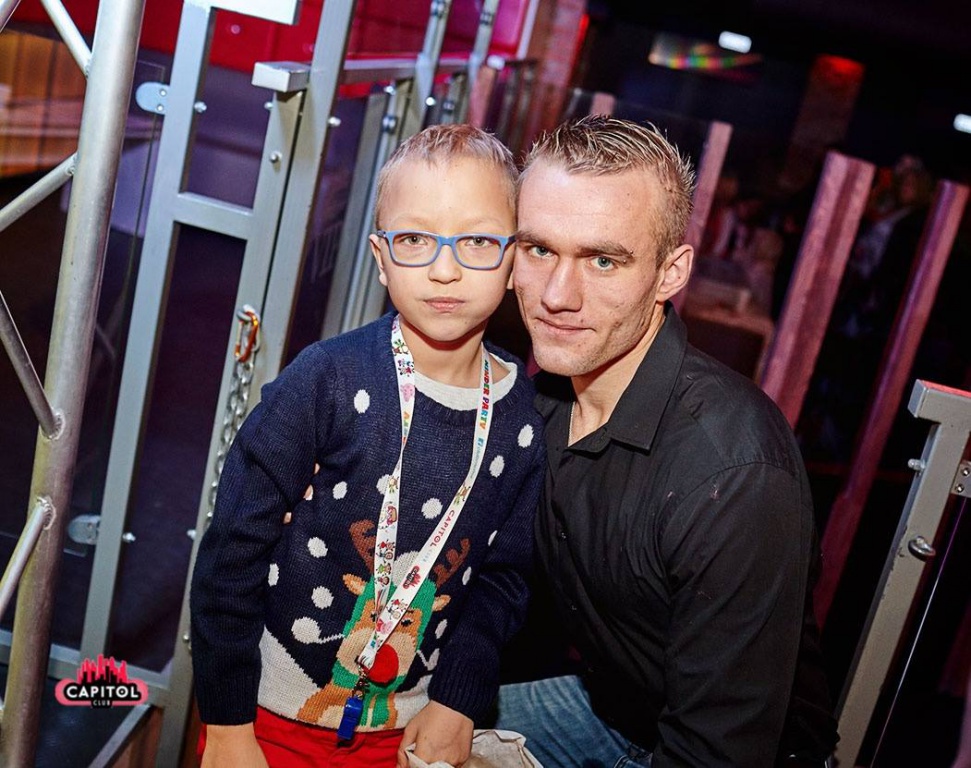 Mikołajkowe Kinder Party w Clubie Capitol Sypniewo [09.12.2018] - zdjęcie #143 - eOstroleka.pl