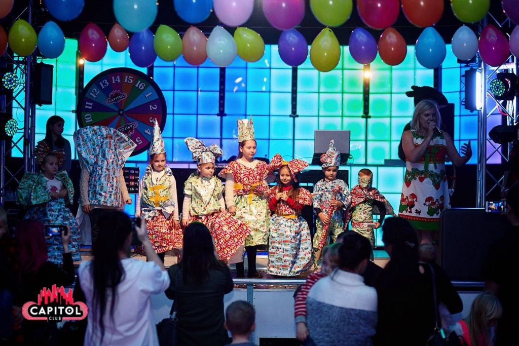 Mikołajkowe Kinder Party w Clubie Capitol Sypniewo [09.12.2018] - zdjęcie #152 - eOstroleka.pl