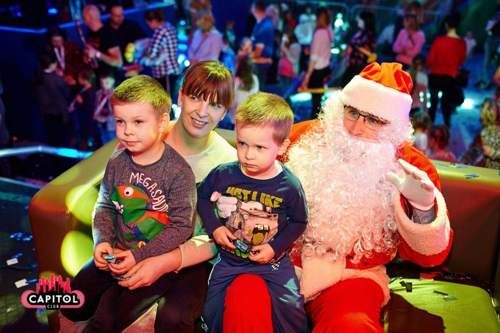 Mikołajkowe Kinder Party w Clubie Capitol Sypniewo [09.12.2018] - zdjęcie #220 - eOstroleka.pl