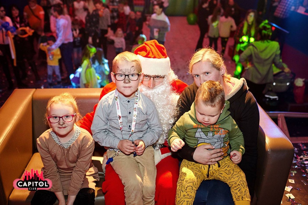 Mikołajkowe Kinder Party w Clubie Capitol Sypniewo [09.12.2018] - zdjęcie #224 - eOstroleka.pl