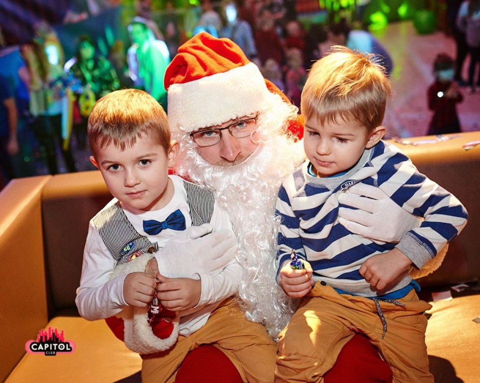 Mikołajkowe Kinder Party w Clubie Capitol Sypniewo [09.12.2018] - zdjęcie #275 - eOstroleka.pl