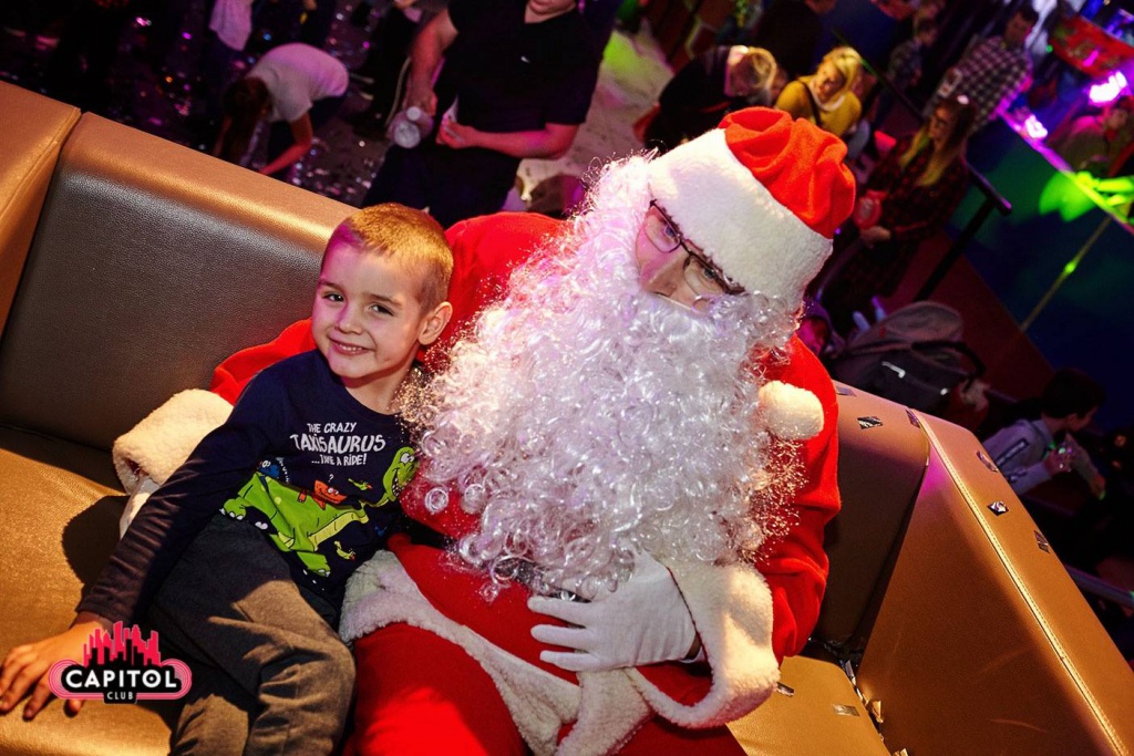 Mikołajkowe Kinder Party w Clubie Capitol Sypniewo [09.12.2018] - zdjęcie #35 - eOstroleka.pl