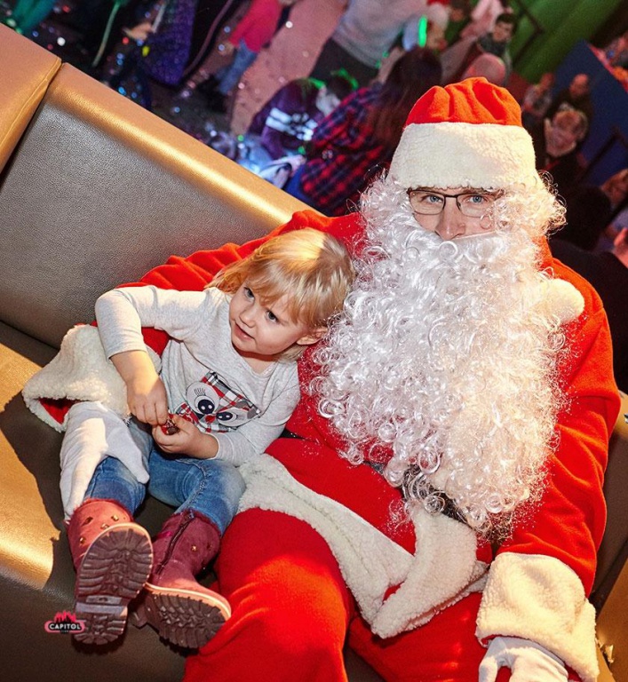 Mikołajkowe Kinder Party w Clubie Capitol Sypniewo [09.12.2018] - zdjęcie #369 - eOstroleka.pl