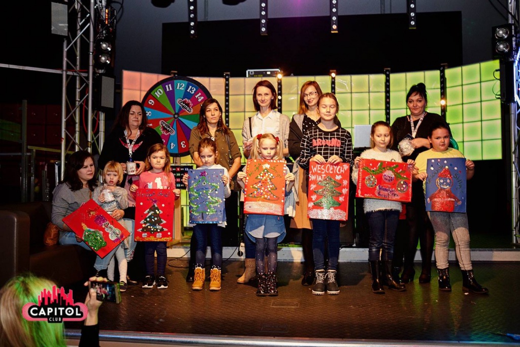 Mikołajkowe Kinder Party w Clubie Capitol Sypniewo [09.12.2018] - zdjęcie #26 - eOstroleka.pl