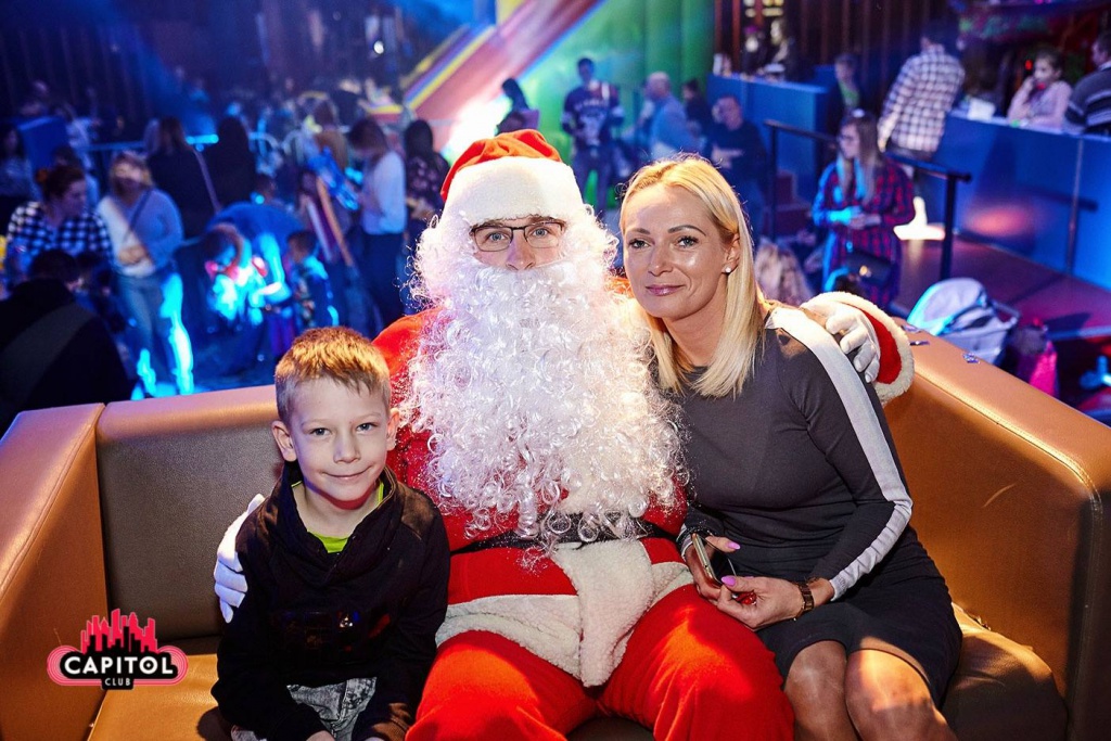Mikołajkowe Kinder Party w Clubie Capitol Sypniewo [09.12.2018] - zdjęcie #3 - eOstroleka.pl