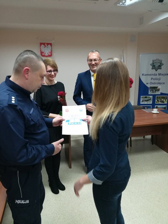 Kurs samoobrony dla pań „Bądź Bezpieczna” dobiegł końca [13.12.2018] - zdjęcie #8 - eOstroleka.pl