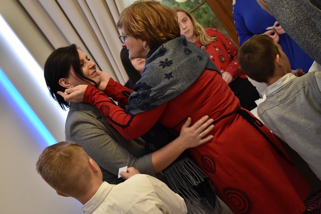 Wigilijne spotkanie powiatowych rodzin zastępczych [14.12.2018] - zdjęcie #10 - eOstroleka.pl