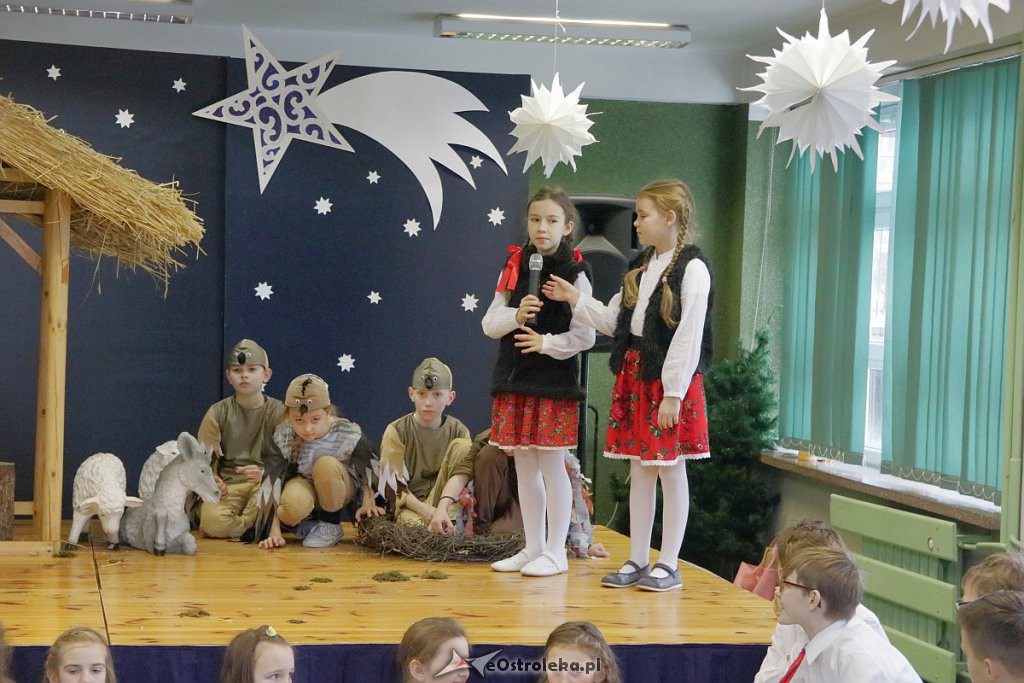 Bożonarodzeniowe Jasełka w SP 10 [18.12.2018] - zdjęcie #24 - eOstroleka.pl