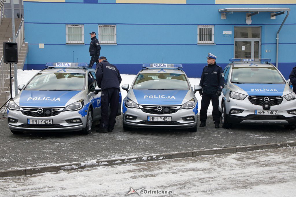 Gwiazdkowe prezenty dla ostrołęckiej policji [19.12.2018] - zdjęcie #5 - eOstroleka.pl