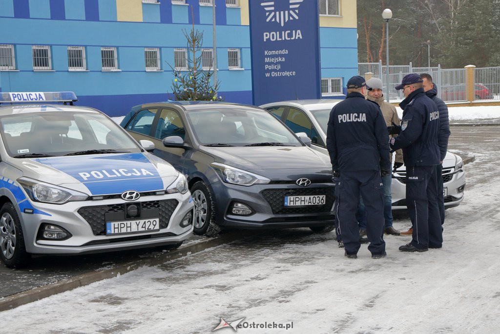 Gwiazdkowe prezenty dla ostrołęckiej policji [19.12.2018] - zdjęcie #8 - eOstroleka.pl