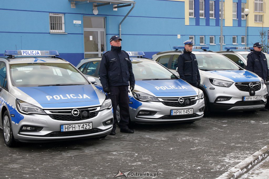 Gwiazdkowe prezenty dla ostrołęckiej policji [19.12.2018] - zdjęcie #20 - eOstroleka.pl