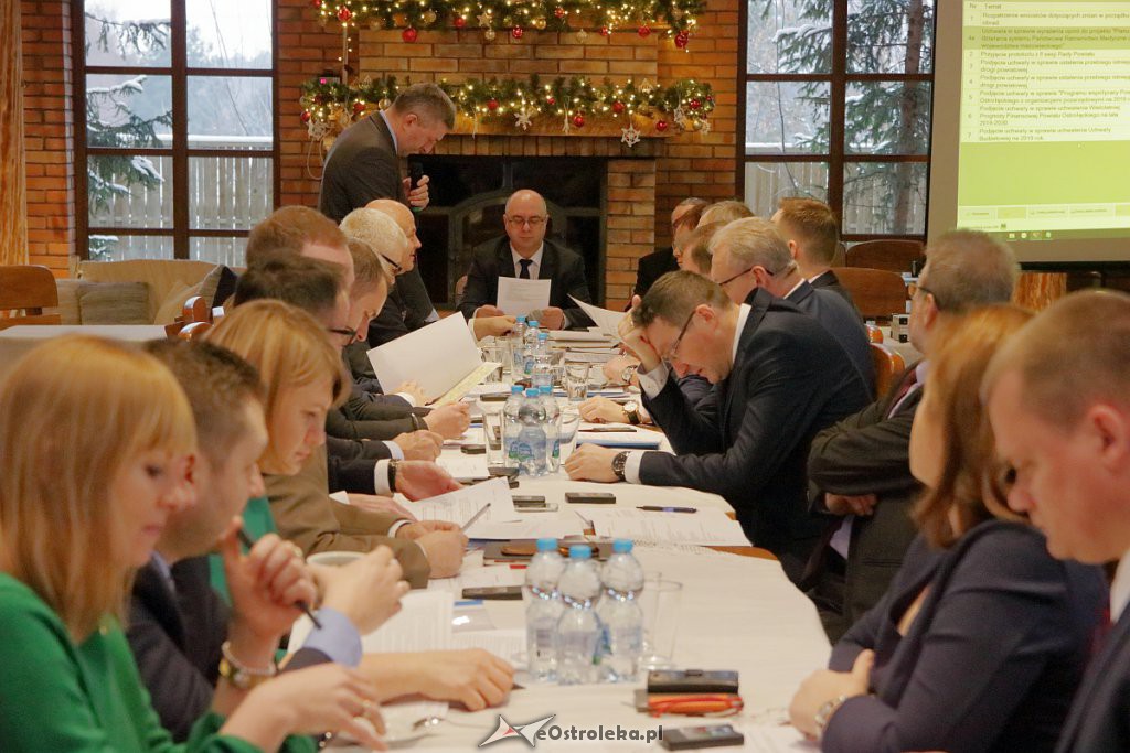 III sesja Rady Powiatu w Ostrołęce [20.12.2018] - zdjęcie #7 - eOstroleka.pl