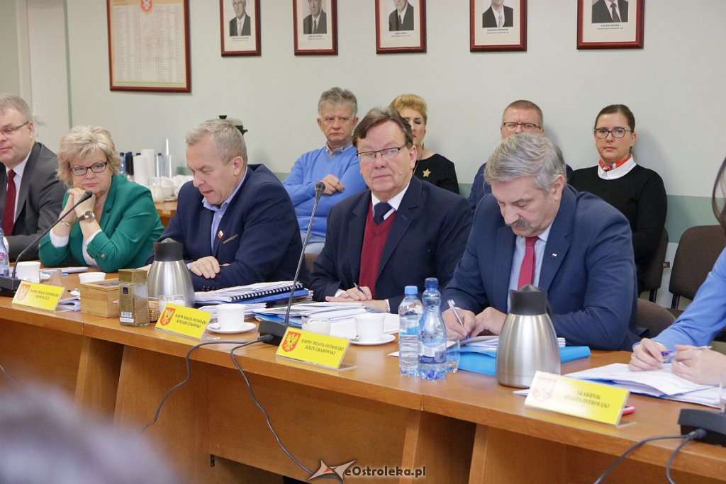 IV sesja Rady Miasta Ostrołęki [27.12.2018] - zdjęcie #30 - eOstroleka.pl