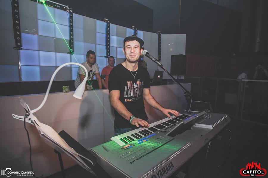 I dzień świąt w Clubie Capitol Sypniewo [25.12.2018] - zdjęcie #10 - eOstroleka.pl