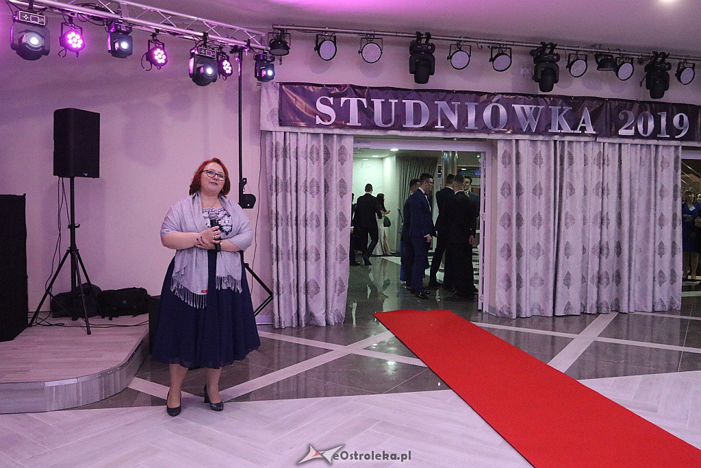 Studniówka ZSZ 1 w Ostrołęce [05.01.2019] - zdjęcie #295 - eOstroleka.pl