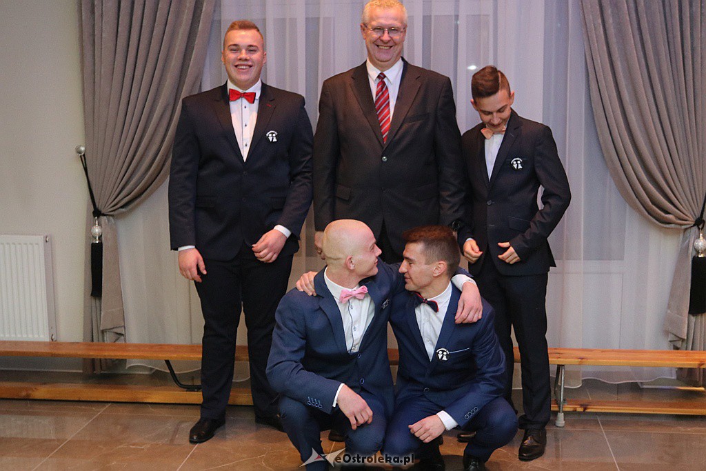 Studniówka ZSZ 1 w Ostrołęce [05.01.2019] - zdjęcie #286 - eOstroleka.pl