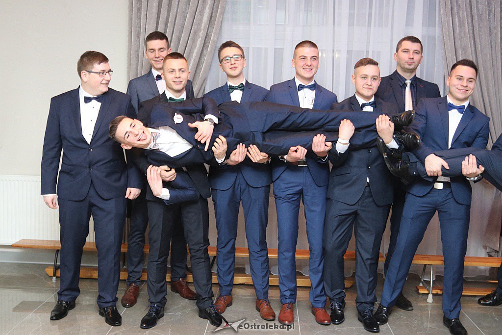 Studniówka ZSZ 1 w Ostrołęce [05.01.2019] - zdjęcie #275 - eOstroleka.pl