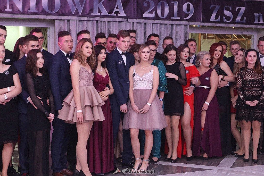 Studniówka ZSZ 1 w Ostrołęce [05.01.2019] - zdjęcie #262 - eOstroleka.pl
