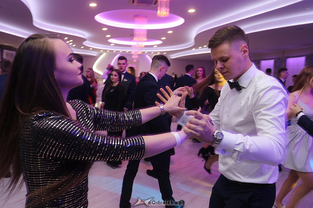 Studniówka ZSZ 1 w Ostrołęce [05.01.2019] - zdjęcie #214 - eOstroleka.pl