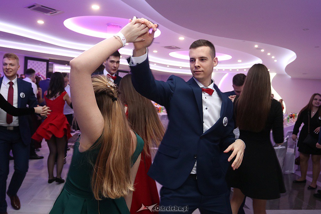 Studniówka ZSZ 1 w Ostrołęce [05.01.2019] - zdjęcie #195 - eOstroleka.pl
