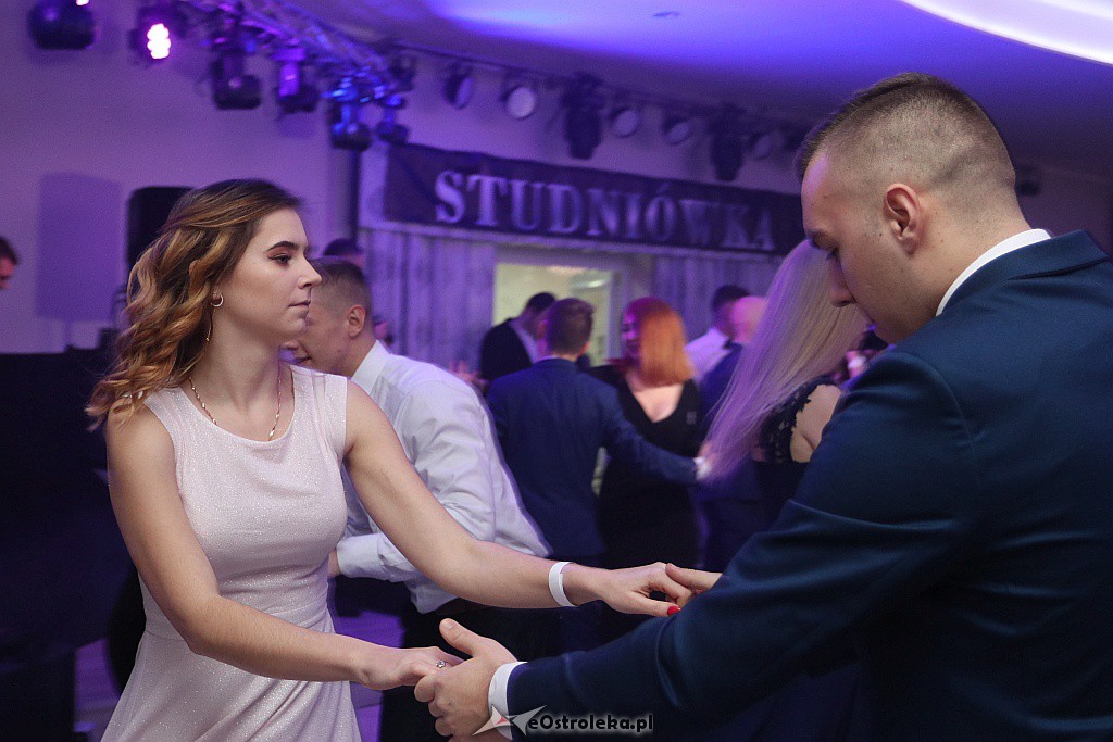 Studniówka ZSZ 1 w Ostrołęce [05.01.2019] - zdjęcie #192 - eOstroleka.pl