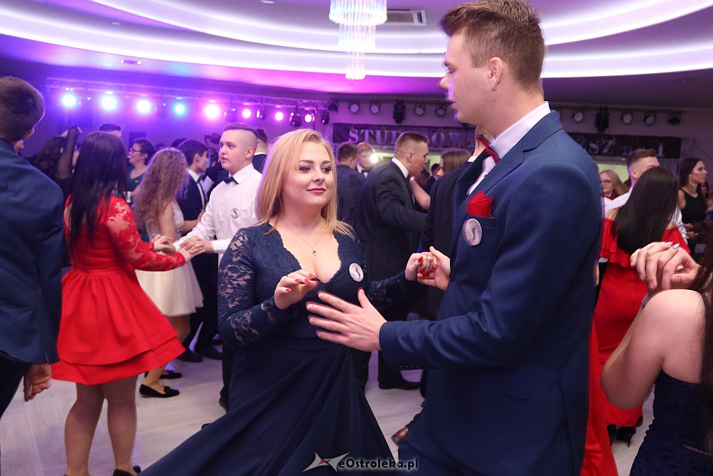 Studniówka ZSZ 1 w Ostrołęce [05.01.2019] - zdjęcie #188 - eOstroleka.pl