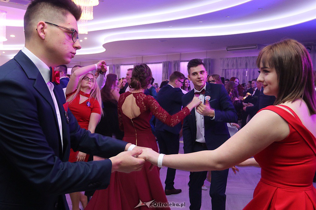 Studniówka ZSZ 1 w Ostrołęce [05.01.2019] - zdjęcie #173 - eOstroleka.pl