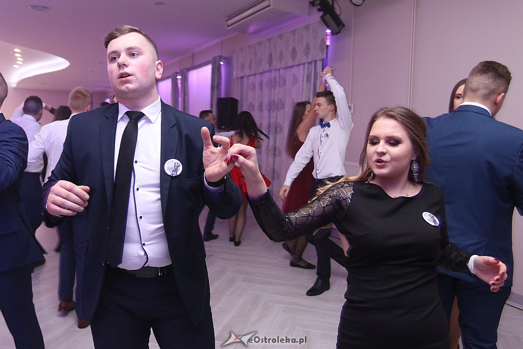 Studniówka ZSZ 1 w Ostrołęce [05.01.2019] - zdjęcie #138 - eOstroleka.pl