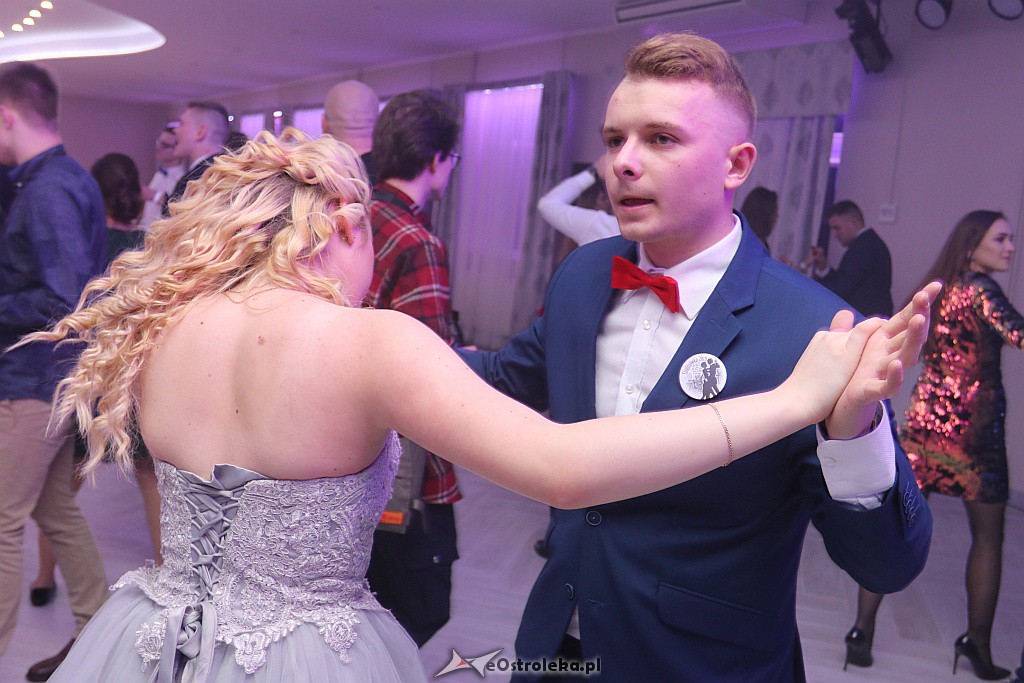 Studniówka ZSZ 1 w Ostrołęce [05.01.2019] - zdjęcie #112 - eOstroleka.pl