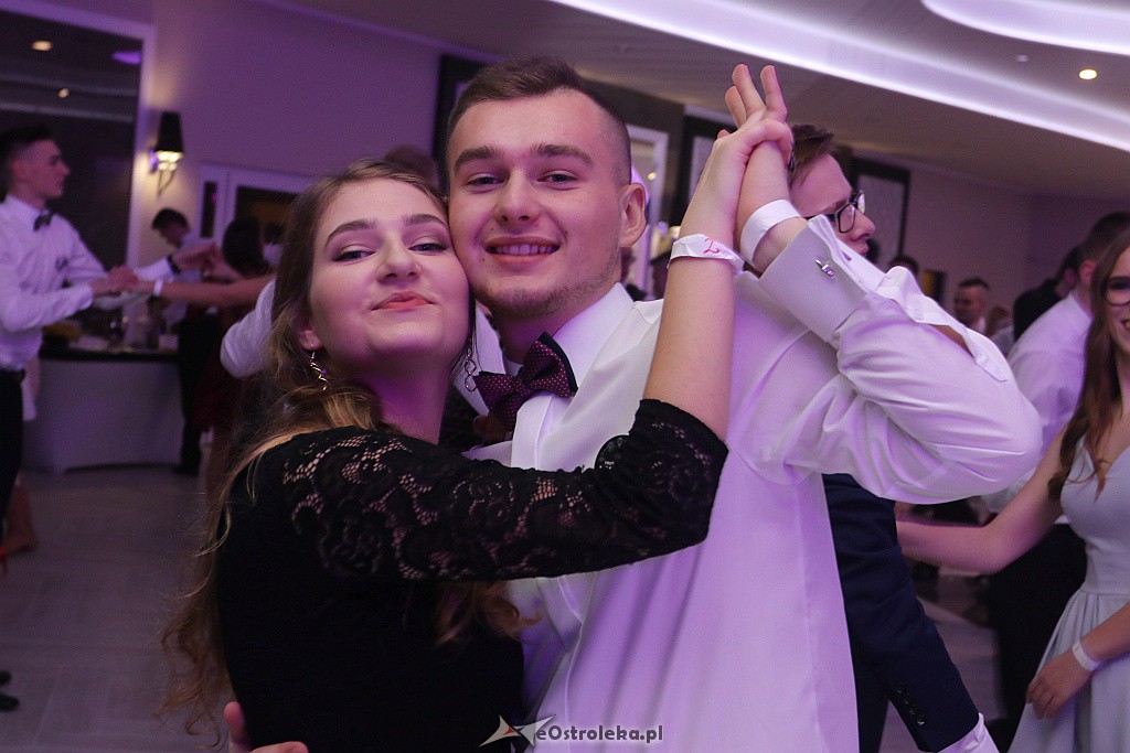 Studniówka ZSZ 1 w Ostrołęce [05.01.2019] - zdjęcie #109 - eOstroleka.pl