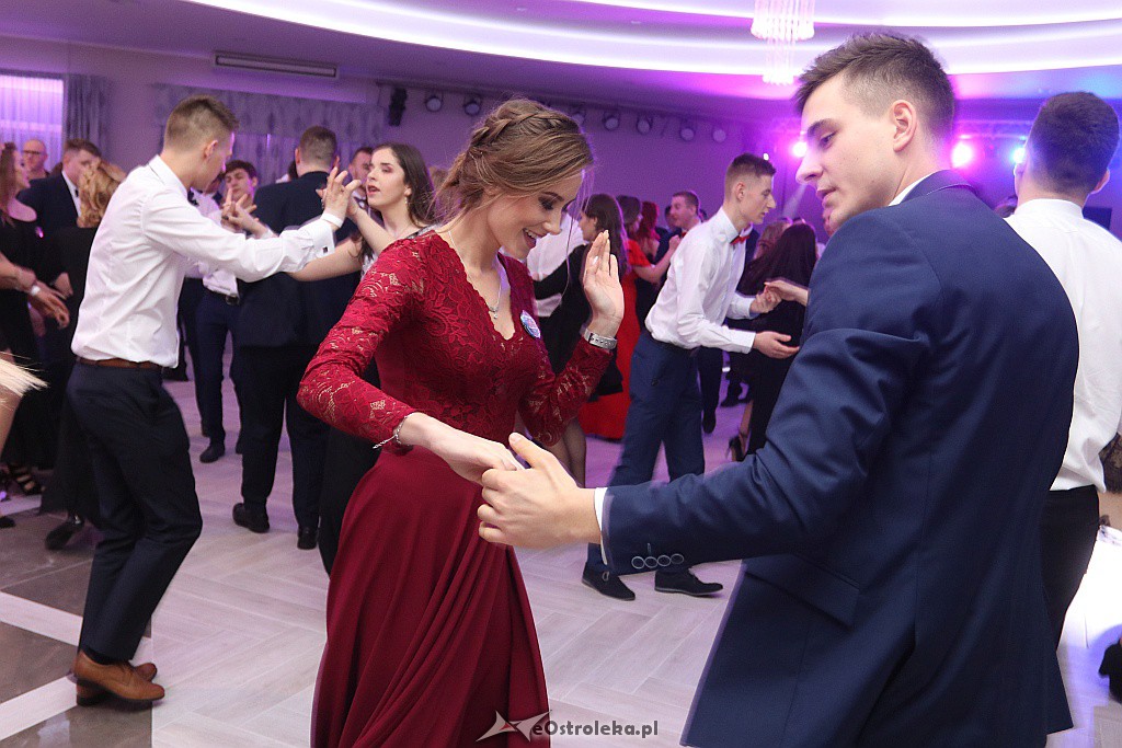 Studniówka ZSZ 1 w Ostrołęce [05.01.2019] - zdjęcie #99 - eOstroleka.pl