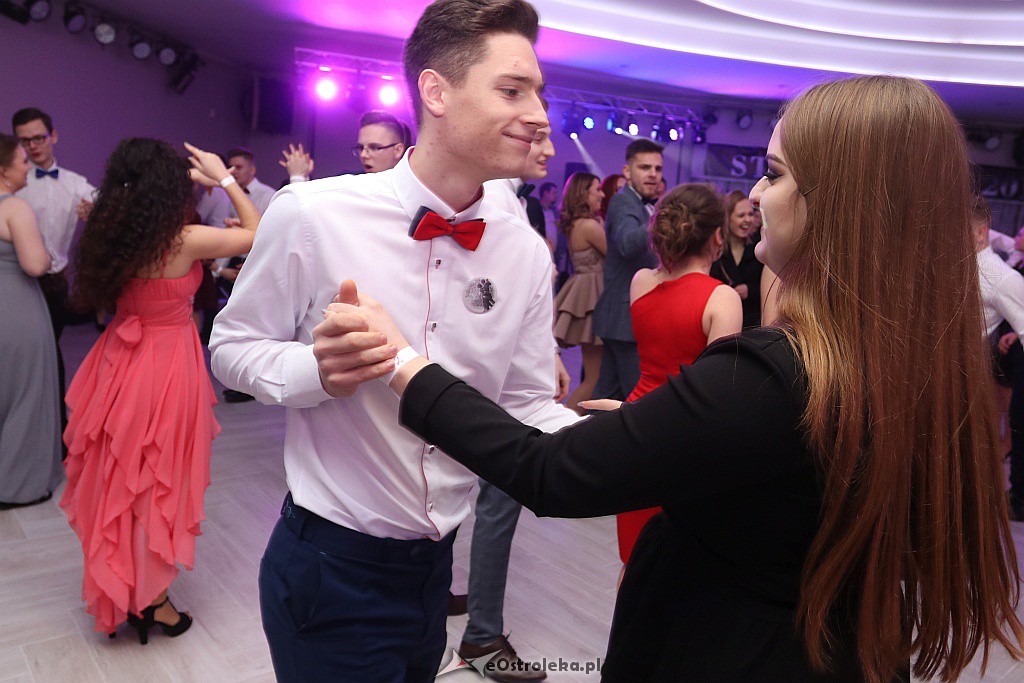 Studniówka ZSZ 1 w Ostrołęce [05.01.2019] - zdjęcie #94 - eOstroleka.pl