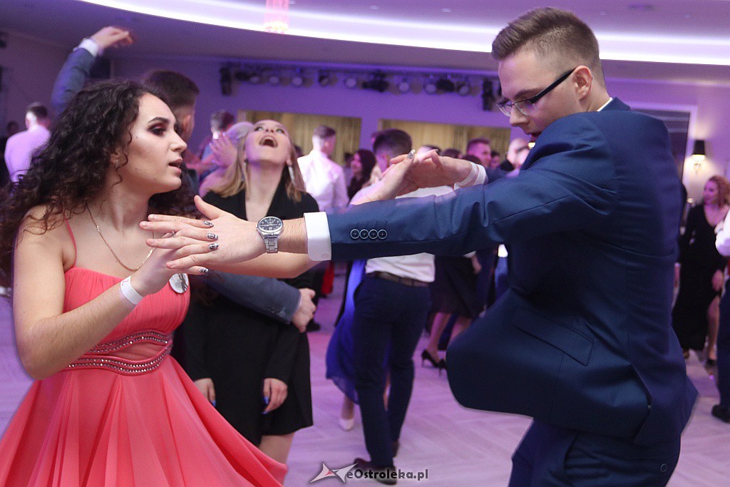 Studniówka ZSZ 1 w Ostrołęce [05.01.2019] - zdjęcie #92 - eOstroleka.pl
