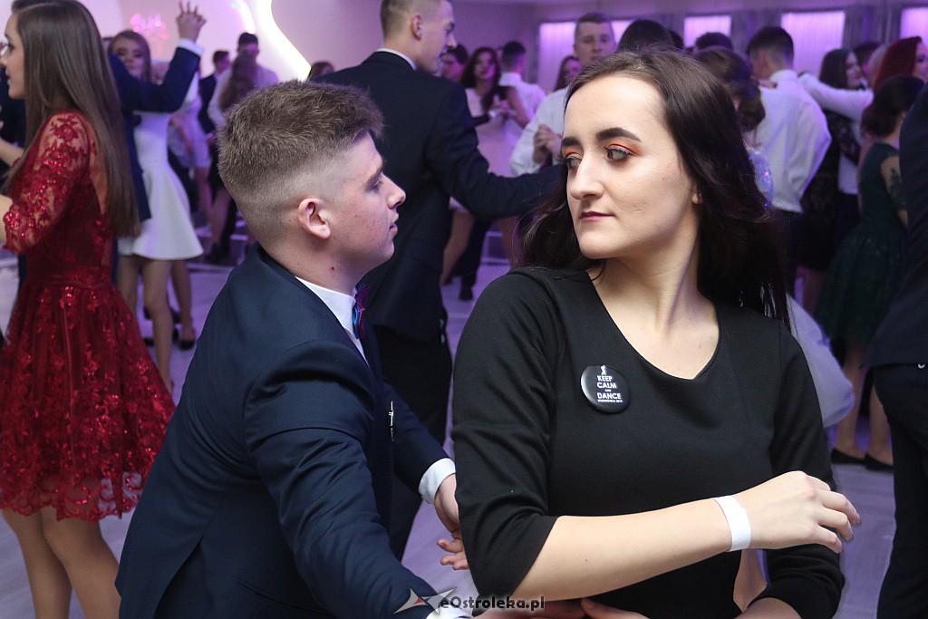 Studniówka ZSZ 1 w Ostrołęce [05.01.2019] - zdjęcie #71 - eOstroleka.pl