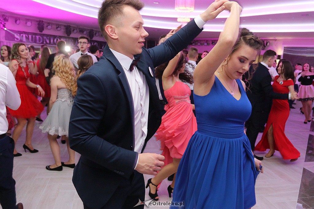 Studniówka ZSZ 1 w Ostrołęce [05.01.2019] - zdjęcie #59 - eOstroleka.pl