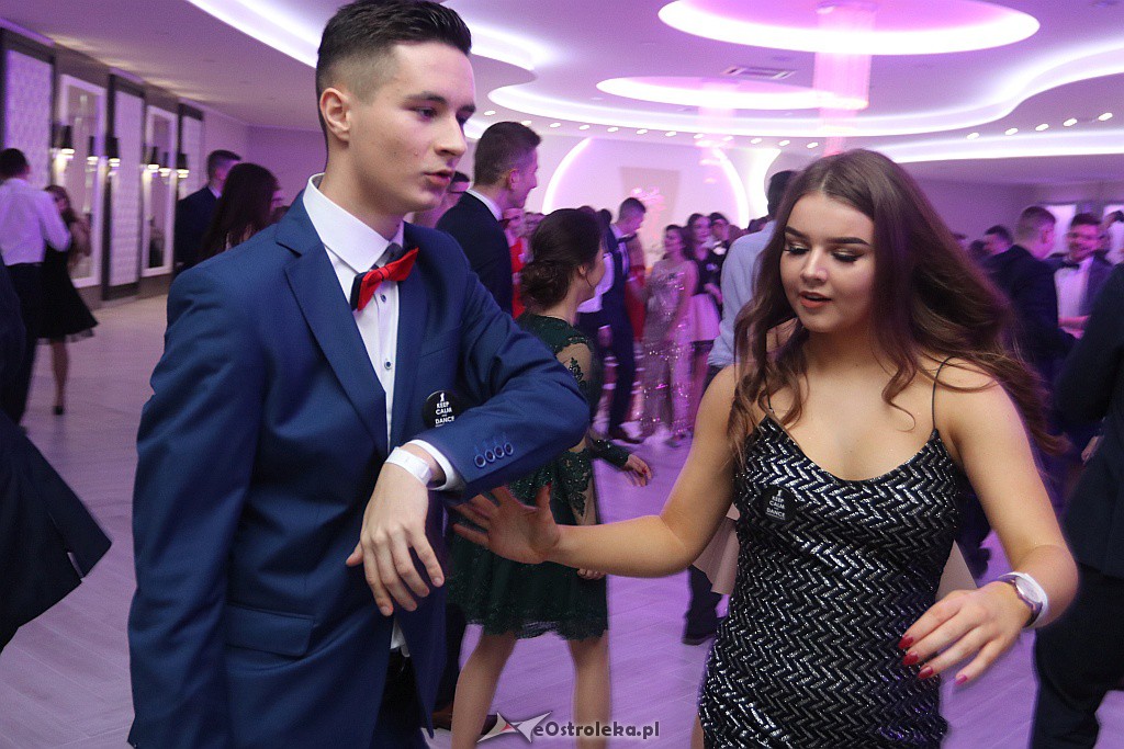 Studniówka ZSZ 1 w Ostrołęce [05.01.2019] - zdjęcie #50 - eOstroleka.pl