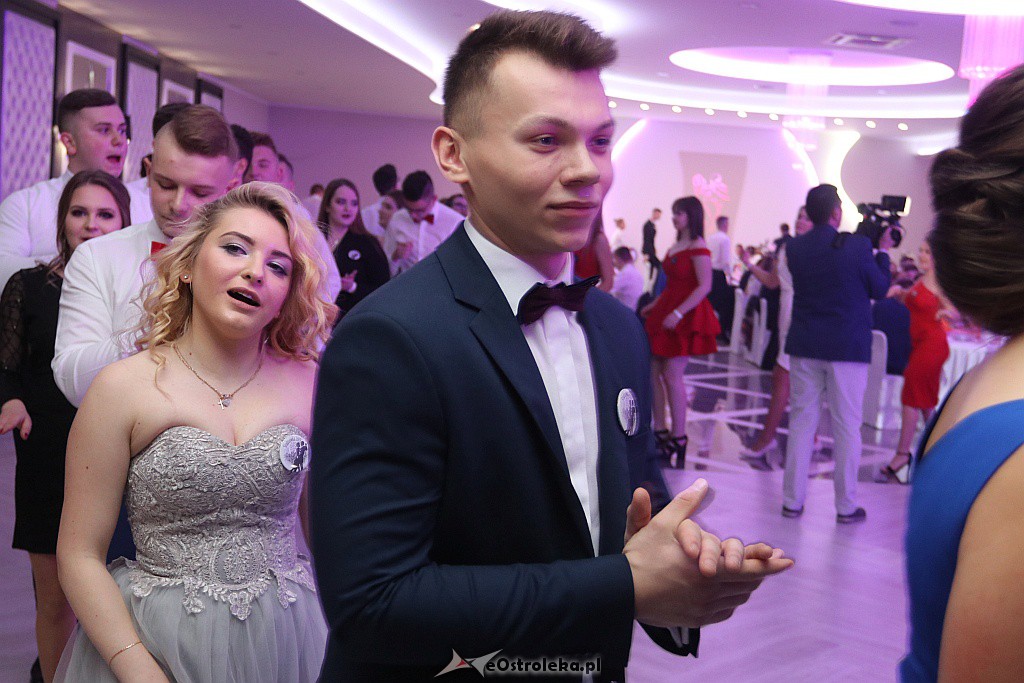 Studniówka ZSZ 1 w Ostrołęce [05.01.2019] - zdjęcie #45 - eOstroleka.pl