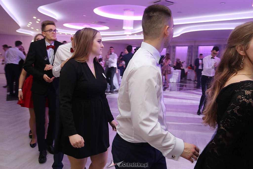 Studniówka ZSZ 1 w Ostrołęce [05.01.2019] - zdjęcie #38 - eOstroleka.pl
