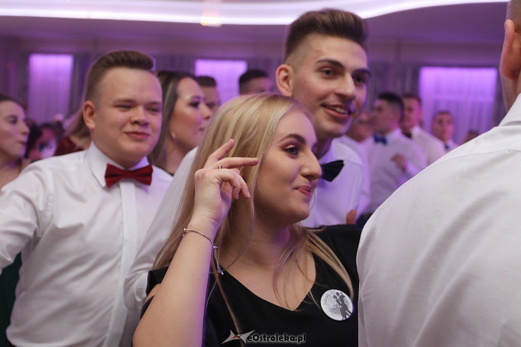 Studniówka ZSZ 1 w Ostrołęce [05.01.2019] - zdjęcie #33 - eOstroleka.pl
