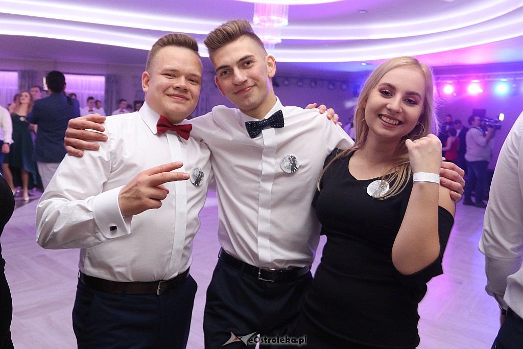 Studniówka ZSZ 1 w Ostrołęce [05.01.2019] - zdjęcie #29 - eOstroleka.pl