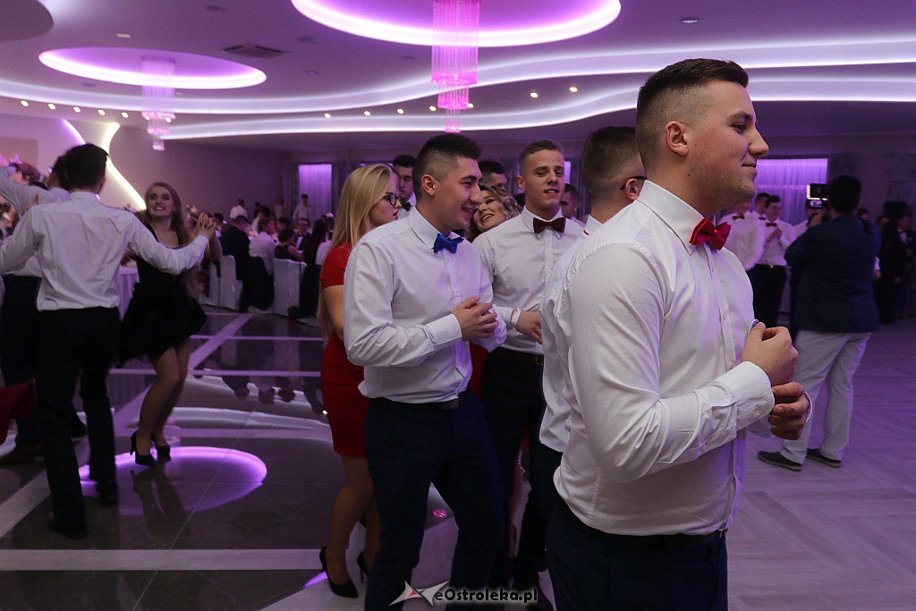 Studniówka ZSZ 1 w Ostrołęce [05.01.2019] - zdjęcie #25 - eOstroleka.pl