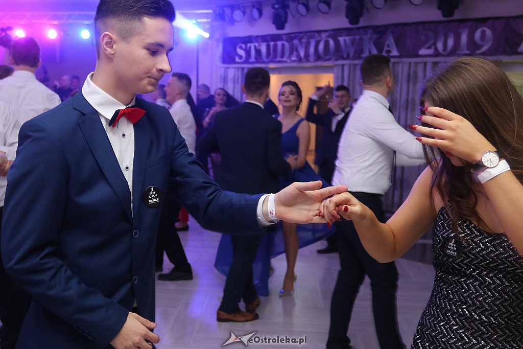 Studniówka ZSZ 1 w Ostrołęce [05.01.2019] - zdjęcie #14 - eOstroleka.pl