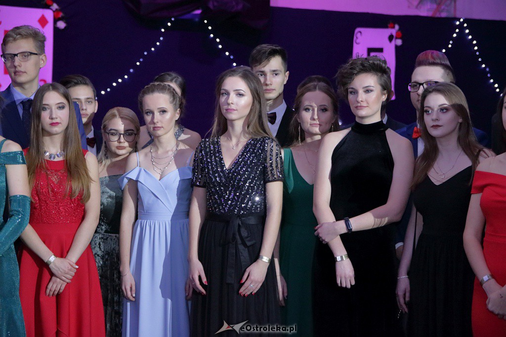 „Baśniowa” studniówka w III LO [05.01.2019] - zdjęcie #144 - eOstroleka.pl