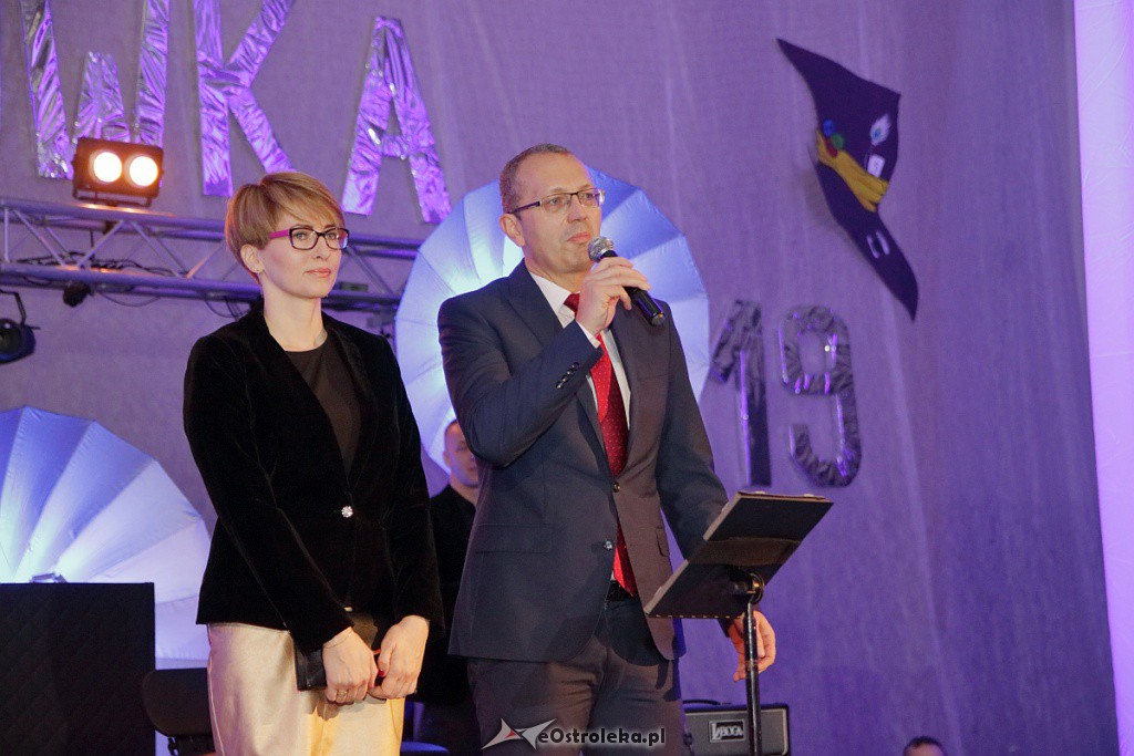 „Baśniowa” studniówka w III LO [05.01.2019] - zdjęcie #123 - eOstroleka.pl