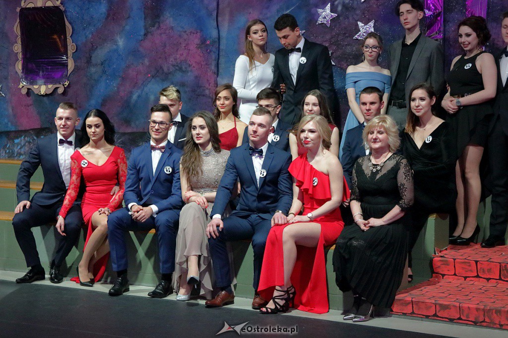„Baśniowa” studniówka w III LO [05.01.2019] - zdjęcie #115 - eOstroleka.pl