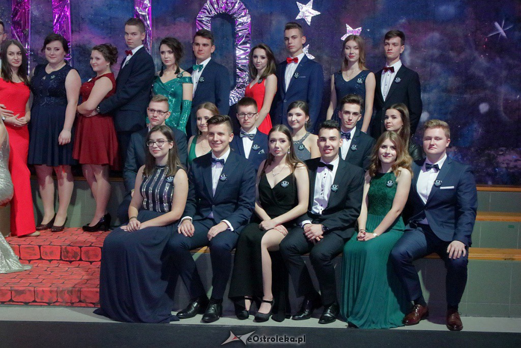 „Baśniowa” studniówka w III LO [05.01.2019] - zdjęcie #89 - eOstroleka.pl