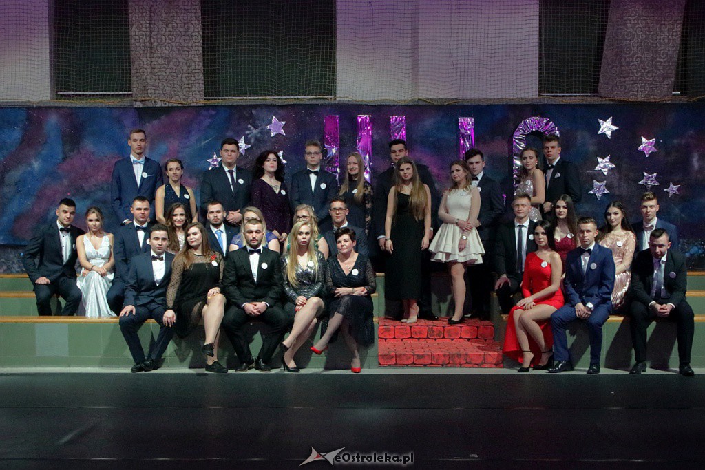 „Baśniowa” studniówka w III LO [05.01.2019] - zdjęcie #72 - eOstroleka.pl