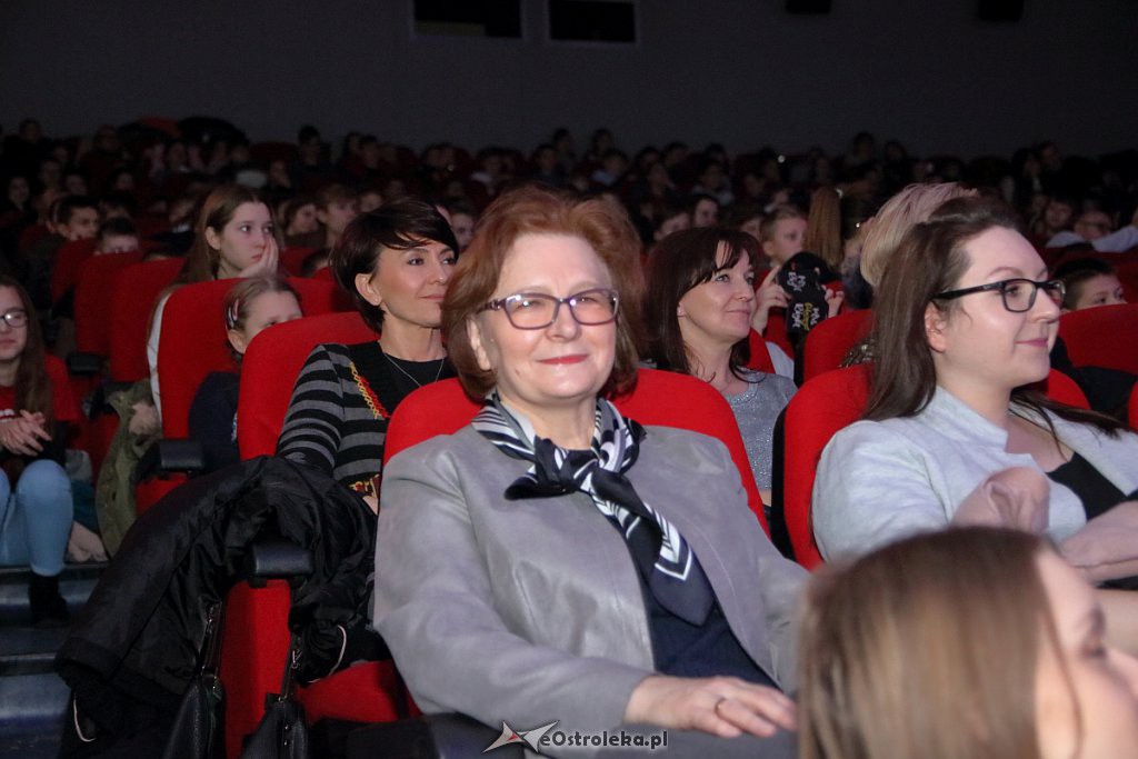 Charytatywny koncert uczniów „dziesiątki w OCK [08.01.2019] - zdjęcie #31 - eOstroleka.pl